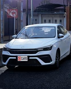 MG 5 Plus
